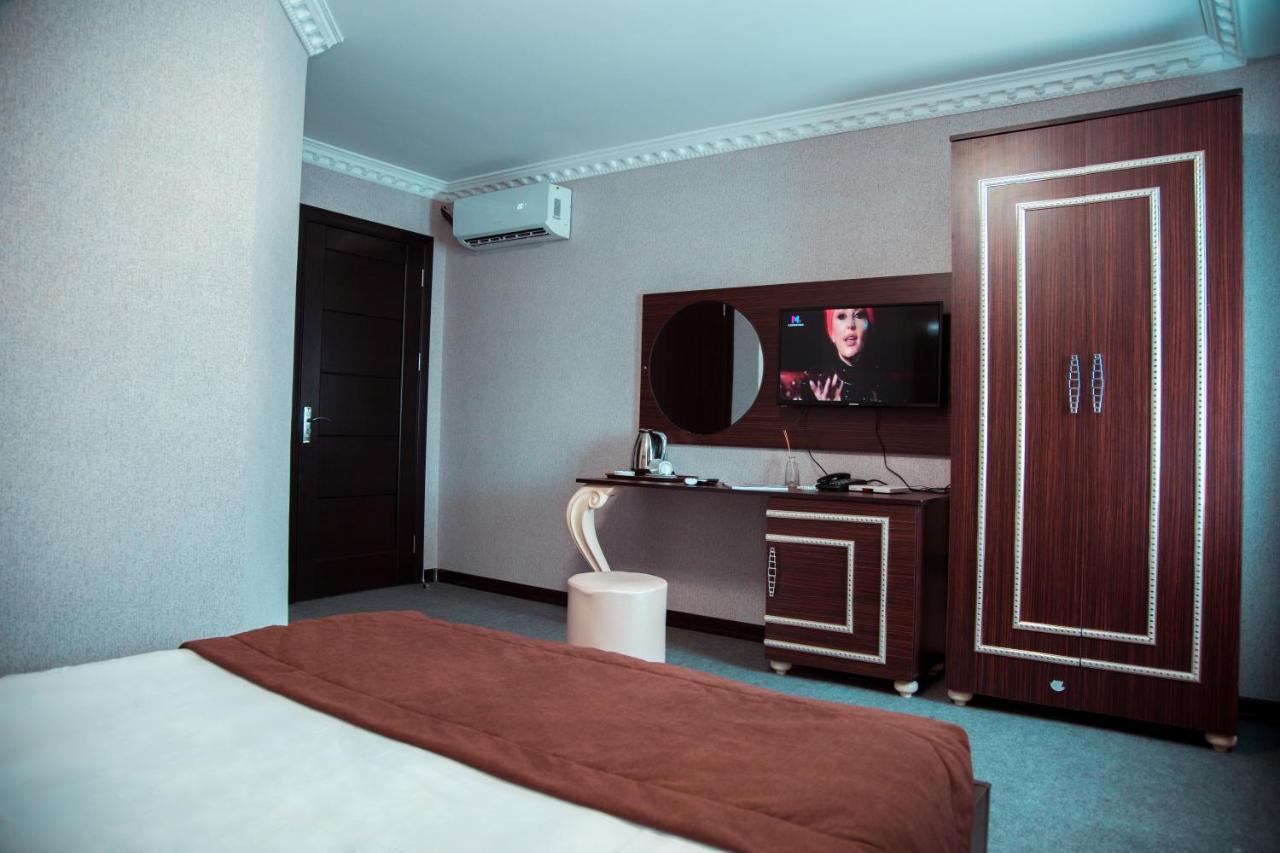 Akvilon Hotel Baku Exterior photo